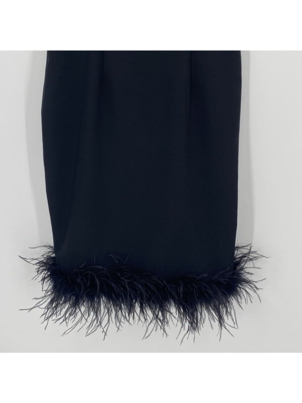 Milly Size 8 Black Feather-Trim Sleeveless Knee Length Cocktail Dress LBD - Picture 10 of 13